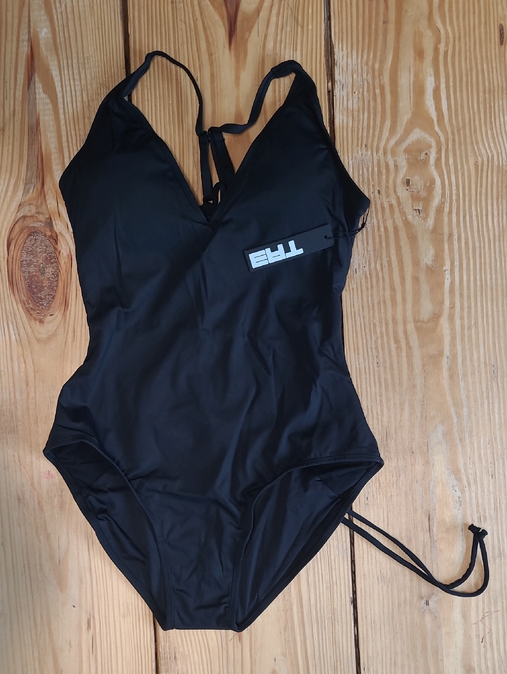 99. NWT  $175 STYLE PLUNGEY  XL SHORT